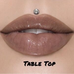 TABLE TOP  New in‎ Box Jeffree Star The Gloss Shiny Golden Brown Tan